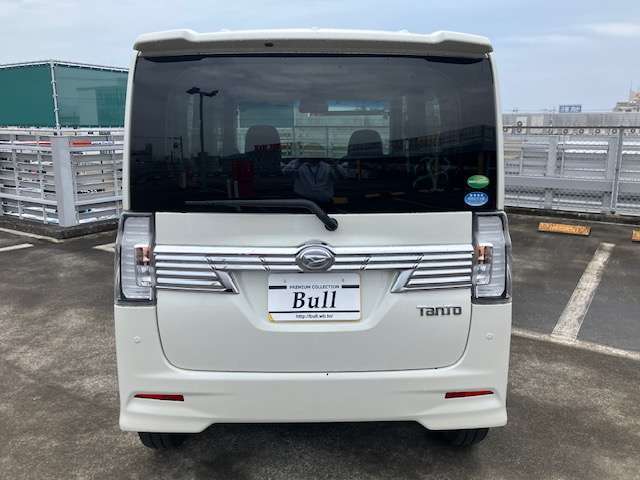 ブルでは安心の一年間保証走行無制限を車両に付けさせて頂きます100項目の保証箇所と別途有償ですが保証の延長も可能です詳しくはスタッフまでお問い合わせ下さい