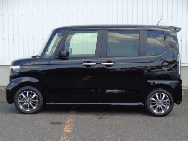 安心のU-SELECTクオリティで毎日をスタイリッシュに楽しむお車を一緒にお探しします！！