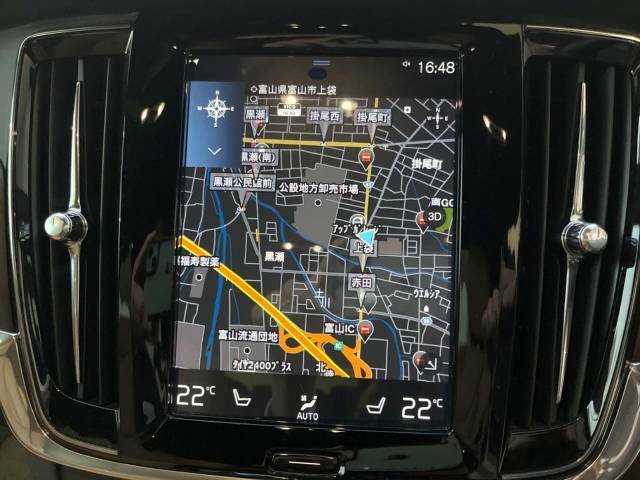 【9インチタッチスクリーン純正HDDナビ】「Apple　Car　Play」「Android　Auto」対応のボルボ先進ナビゲーション「SENSUS」。最新地図データへ無料更新してお渡しします。