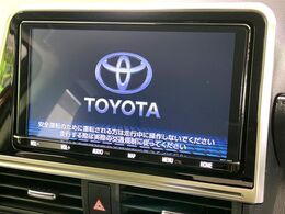 【大画面ナビ】人気の大型9インチナビを装備。存在感のある大画面はインパクト大！ナビ利用時のマップ表示は見やすく、テレビやDVDは臨場感がアップ！いつものドライブがグッと楽しくなります♪