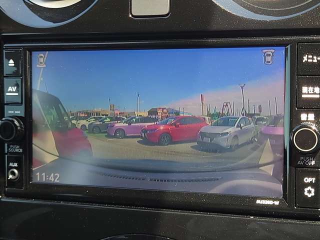 ドラレコの映像はナビ画面でも確認することができます！