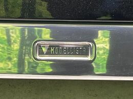 【モデリスタエアロ】人気のモデリスタエアロを装着！クルマの外観がよりスタイリッシュになり、街中で存在感あふれる1台に♪将来買い替える時にもリセールに影響しやすく、価値ある人気の装備です！