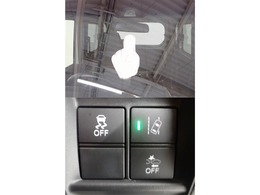 Honda SENSING搭載！ミリ波レーダーと単眼カメラで、クルマの前方の状況を認識。ブレーキやステアリングの制御技術と協調し、安心・快適な運転や事故回避を支援する先進のシステムです。