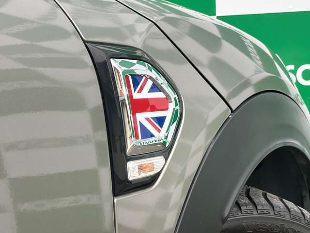 当店のお車をご覧いただきましてありがとうございます。お車についてのご質問やお見積りのご依頼、ご購入にあたってのご相談などお気軽にお問い合わせ下さい！