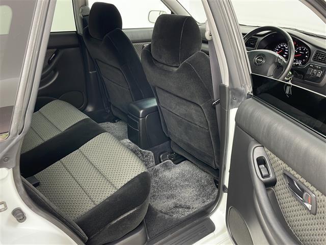 気になる車はすぐにお問い合わせください！画面右側の0066から始まる無料ダイヤルからお問い合わせ下さい！専門スタッフがお車のご質問にお答えいたします！