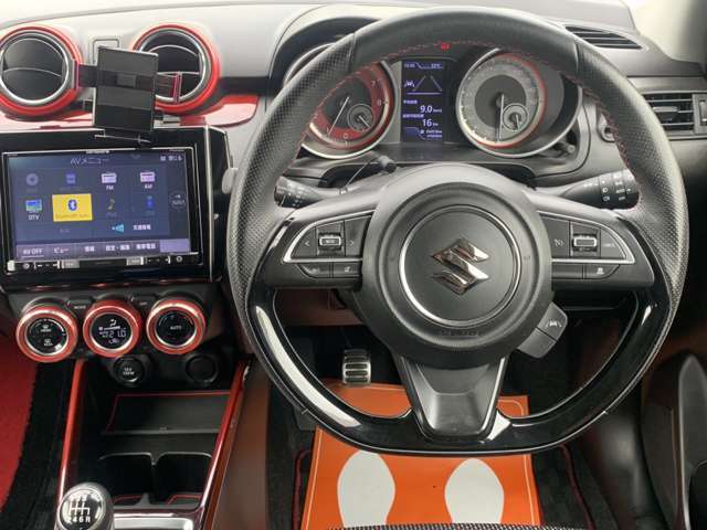 そして、なんと板金工場も完備！！他社にお車を出すことなく、NYCで作業するから安心できる、安くできる、NYCの信念をお伝えできる！ぜひ、今ご検討中のお車でNYCの良さを実感してみませんか？