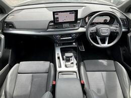 ●【認定中古車】Audi専門のテクニシャンが、100項目にもおよぶ精密な点検を実施。すべてをクリアしたAudi車のみが対象となります。