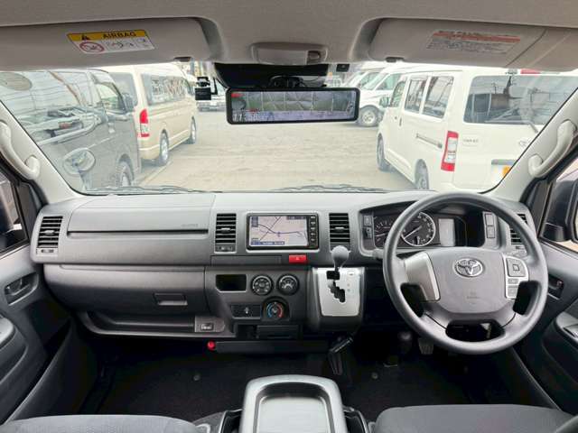 トヨタ純正ナビ　CDDVD再生　ミュージックサーバー　ドライブレコーダー