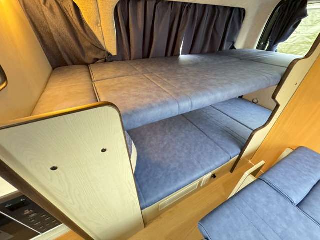 二段ベットサイズ：上段180cm×67　下段180cm×67　合計大人3名の就寝が可能！！