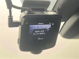 【後部座席操作部】後部座席を快適に過ごしていただくための便利な装備が付いています！