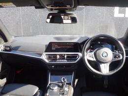 【五感で較べる】のコンセプトのもと、展示車両の試乗も可能でございます。お気軽にコーディネーターにお尋ね下さいませ。