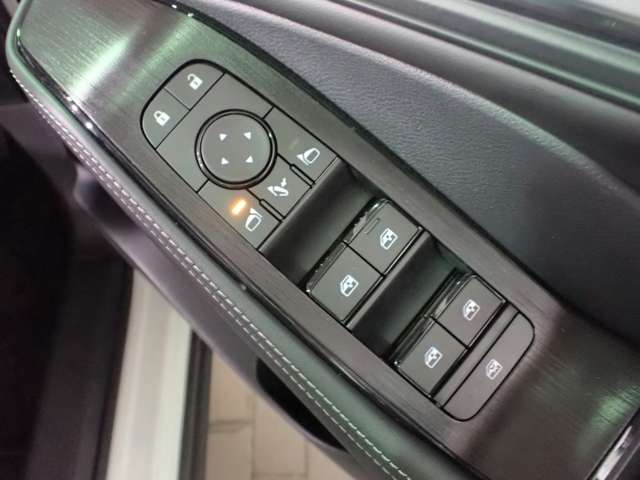 ◆お買い得車続々入庫！！賢く買うならヴァーサスの中古車！お得な一台を見つけてください！車探しから保証・メンテナンスまで徹底サポート♪任意保険もお任せ下さい♪詳しくはスタッフまで◆