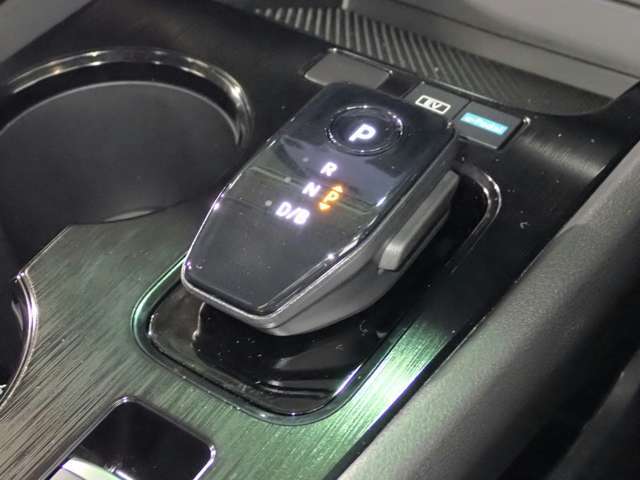 ◆同車種のカラーバリエーションも豊富に取り揃えております。当店にお好みのボディーカラーがない場合は、グループ店の在庫車をお調べしてお取り寄せも可能です。◆