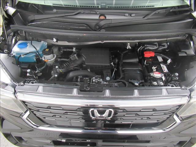 弊社は車検のコバックも提携しており、月々の車検台数300台の実績もありますので、納車後のアフターケアーもご安心ください。