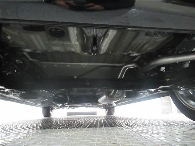 弊社は車検のコバックも提携しており、月々の車検台数300台の実績もありますので、納車後のアフターケアーもご安心ください。