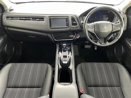 【インパネ全体】全方位で視界が広く、高い目線で運転もしやすいです！