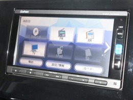 ナビゲーションはギャザズメモリーナビ（VXM-164VFi）を装着しております。AM、FM、CD、DVD再生、Bluetooth、フルセグTVがご使用いただけます。初めて訪れた場所でも安心ですね！