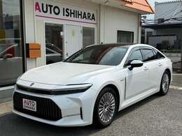 WLTCモードで約820kmと十分な航続距離があるのがBEV（電気自動車）に対して有利な点の一つですね。充填にかかる時間は約3分で、ガソリン車やハイブリッド車と変わらない利便性も実用的ですよ。