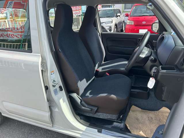 仕入れ先が不明なお車は取扱いしません！！実際に現地に足を運び、しっかりとチェックをしてから仕入れてきてますので、どのお車もご安心して乗っていただけます☆