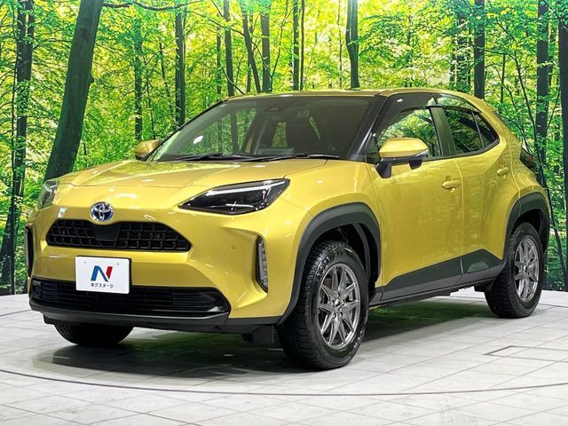 大好評のボディコーティング「弾スプラッシュコート」もご納車までに施工可能。通常のガラスコートと異なる、耐久年数6年の無機質ガラスコーティングが、ボディをキレイな状態に保ってくれます。