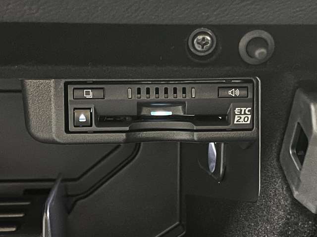 ラインQRコードからダイレクトにお問合せも受付中！！ラインIDからも可能！！1990universalとなっております！！お気軽にお問合せ下さい♪