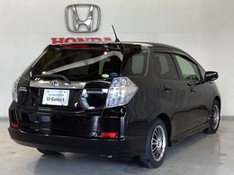 【Honda認定中古車 U-Select】　は3つの安心をお約束します。　1　Hondaのプロが整備した安心。 2　第三者機関がチェックした安心。　3　購入後もHondaが保証する安心。