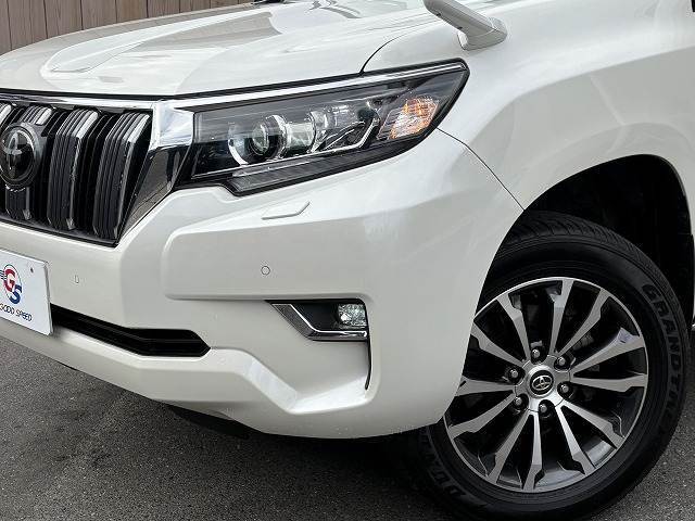 中部地区最大級SUV専門店。中古車から新車・登録済未使用車まで幅広く取り扱いしております。グッドスピードではグループ総在庫4000台以上を常時展示しており、品質に拘った車両を展示しております。