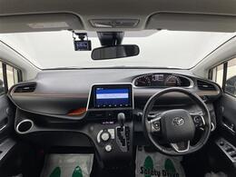 【インパネ全体】『インパネ全体』の画像になります。写真の内容に関してご不明点、ご質問等がございましたらお気軽にガリバー店舗までお問い合わせください。