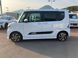 WECARSの在庫ページをご覧いただき誠にありがとうございます！WECARSは「お客様第一」をモットーにお客様のカーライフを全力でサポートいたします！