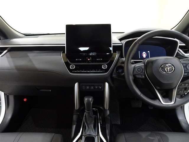 【メーター廻り】シンプルで飽きないデザイン、運転中も視界の邪魔にならない構造になっているので運転に支障もありません♪