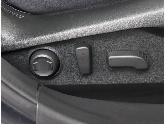 微調整が可能なパワーシート！