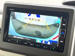【バックカメラ】駐車時に後方がリアルタイム映像で確認できます。大型商業施設や立体駐車場での駐車時や、夜間のバック時に大活躍！運転スキルに関わらず、今や必須となった装備のひとつです！