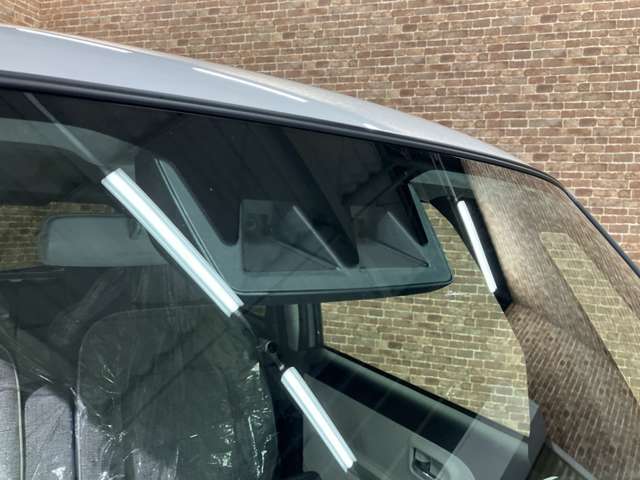 ■お安く提供できる理由■　当社のお車はディーラー、オートオークションからの大量仕入れにより、お客様に喜んでいただけるプライスでご提供します！未使用車ですと新車時に必要な重量税も必要ありません。