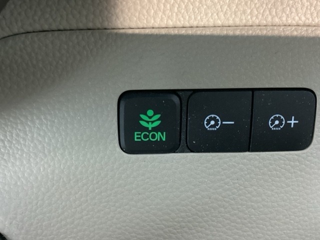 エコモードスイッチで省エネ運転も出来ます。