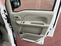 「この車の写真をもっと見たい」「状態が気になる」「この装備はついている？」どんな小さな疑問でもお気軽にお問い合わせください！