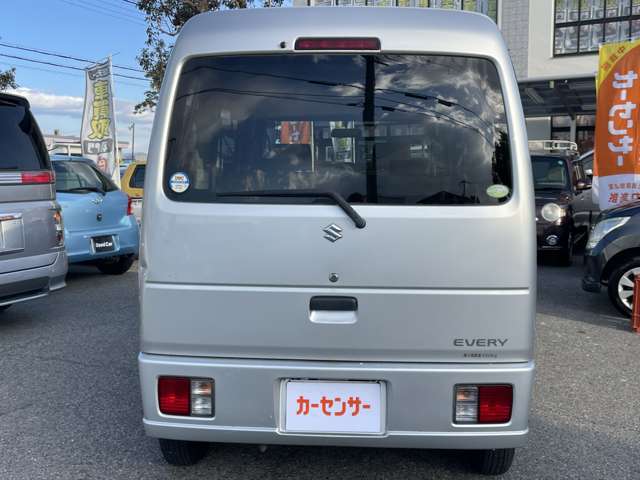 納車時までに消耗品など劣化が激しい場合は、交換しておりますのでご安心ください！お客様に安心してお車に乗っていただけるように努めております。