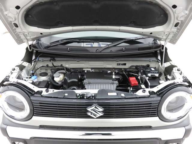 定期点検や車検、日常のメンテナンスも、どうぞ当社の整備工場にお任せください。