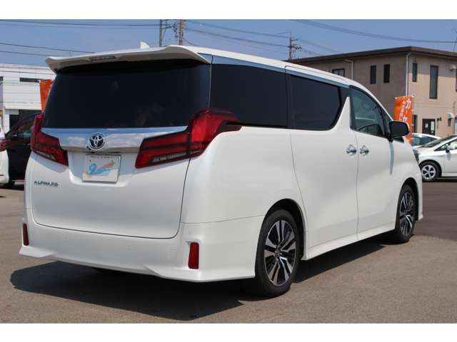 創業50年の信頼と実績を是非あなたもご体験下さい！自社車検工場完備でアフターもばっちりおまかせ下さい！頭金なし・長期ローンOK！ご相談ください！板金・塗装もお任せ下さい！