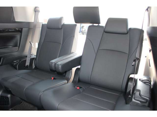 創業50年の信頼と実績を是非あなたもご体験下さい！自社車検工場完備でアフターもばっちりおまかせ下さい！頭金なし・長期ローンOK！ご相談ください！板金・塗装もお任せ下さい！
