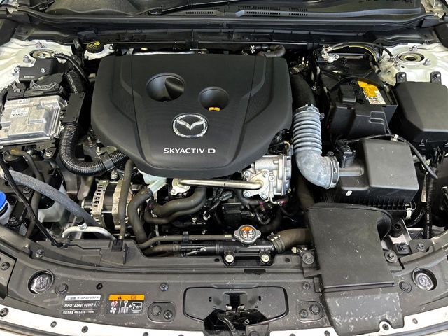 親切・丁寧な専門メカニックスタッフが応対！・車検・点検整備・事故等の修理などアフターサービスも安心。お車のカスタマイズもネクステージのサービススタッフまでご相談ください！
