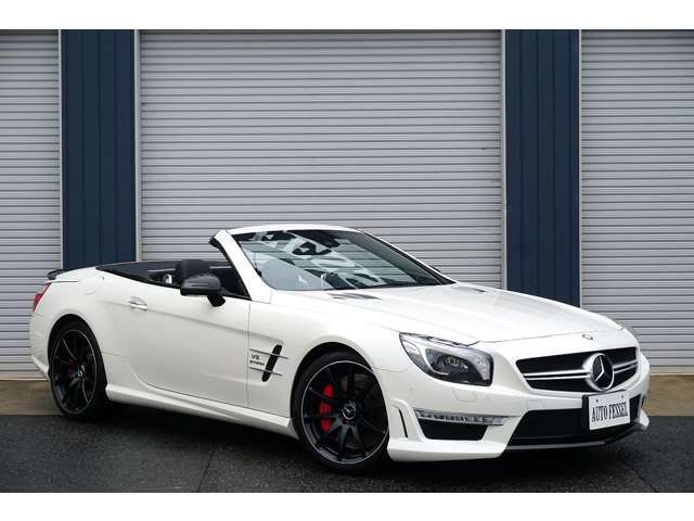 AMG　SL63　パフォーマンスパッケージ　正規ディーラー車　左ハンドル　外装：ダイヤモンドホワイト　内装：ブラックナッパレザー