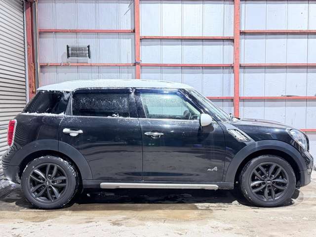 Scroll down for English室内クリーニング済みですので安心してご見学頂けます♪シートの擦れもなく大事に乗られていた様子が伺えます。 interior has been cleaned, so you can feel at ease when viewing the car