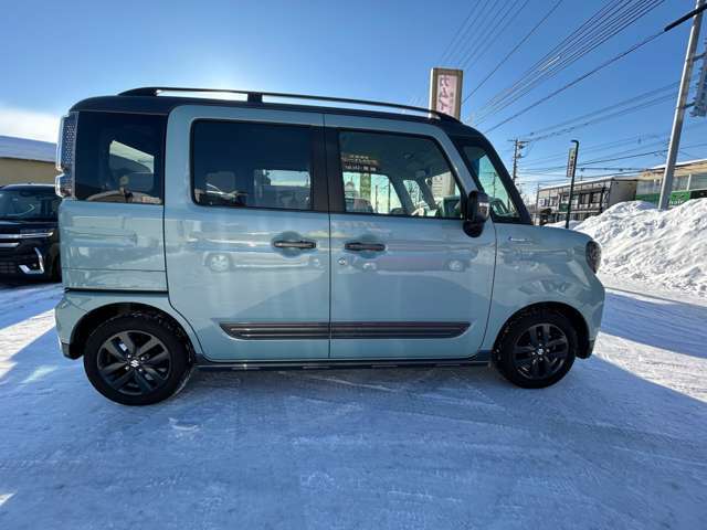 遠方にお住いのお客様でも陸運局に持ち込まず名義変更可能♪陸送納車や自走納車も対応可能です！スタッフまでご相談下さい。