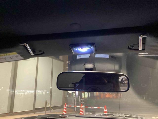 車内全体です（後方から）