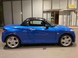 右横からの画像です