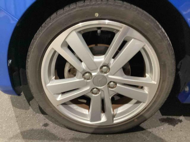 フロントタイヤの写真です