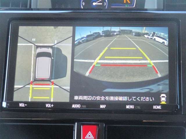 パノラミックビューモニター＆バックモニター♪車両の前後左右に搭載した4つのカメラの映像を合成し、車を真上から見ているような映像を表示♪