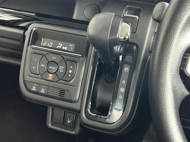気になる車はすぐにお問い合わせください！右のカーセンサー専用無料ダイヤルから、専門スタッフがお車のご質問にお答えいたします！