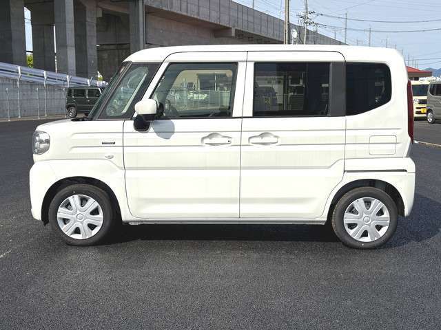 豊富な在庫車数でお客様のカーライフにピッタリの1台をご提案いたします！軽自動車専門店なので軽自動車販売に強く、豊富な各メーカー車を展示してお客様のご要望に適った1台をご提供いたします。