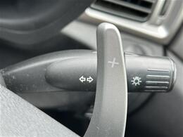 【運転席操作部】快適なドライブを楽しむための機能が装備されています！運転席から触れるので、使いやすいです！除菌プランいれていただくと、さらに清潔で安心していただけます！